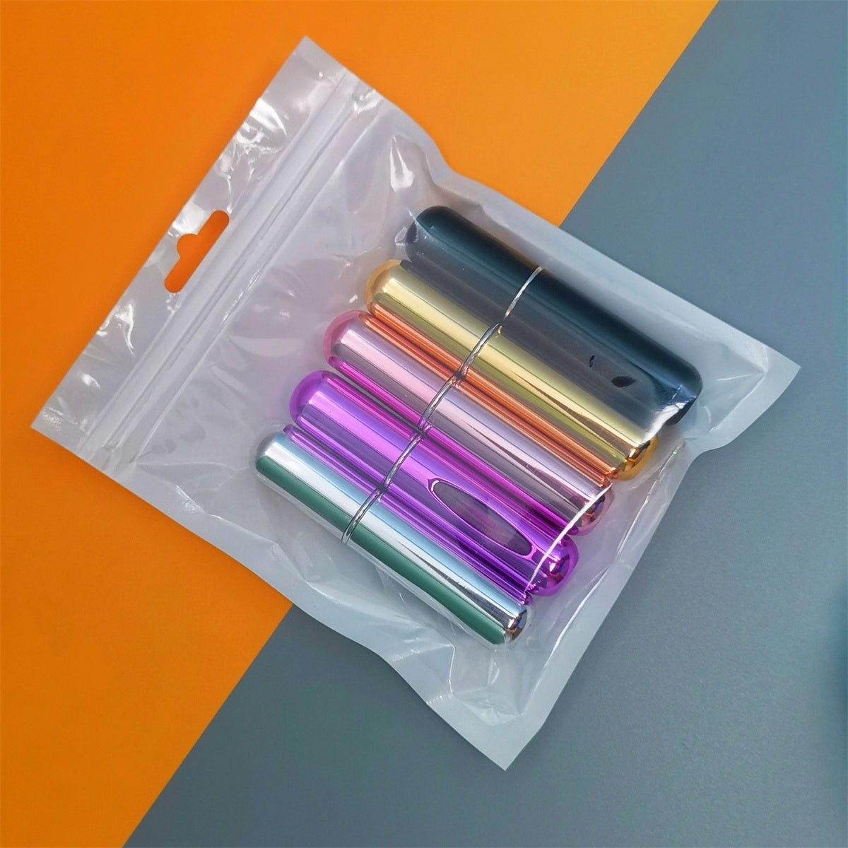 Mini Portable Perfume Bottle (Ni barv še)